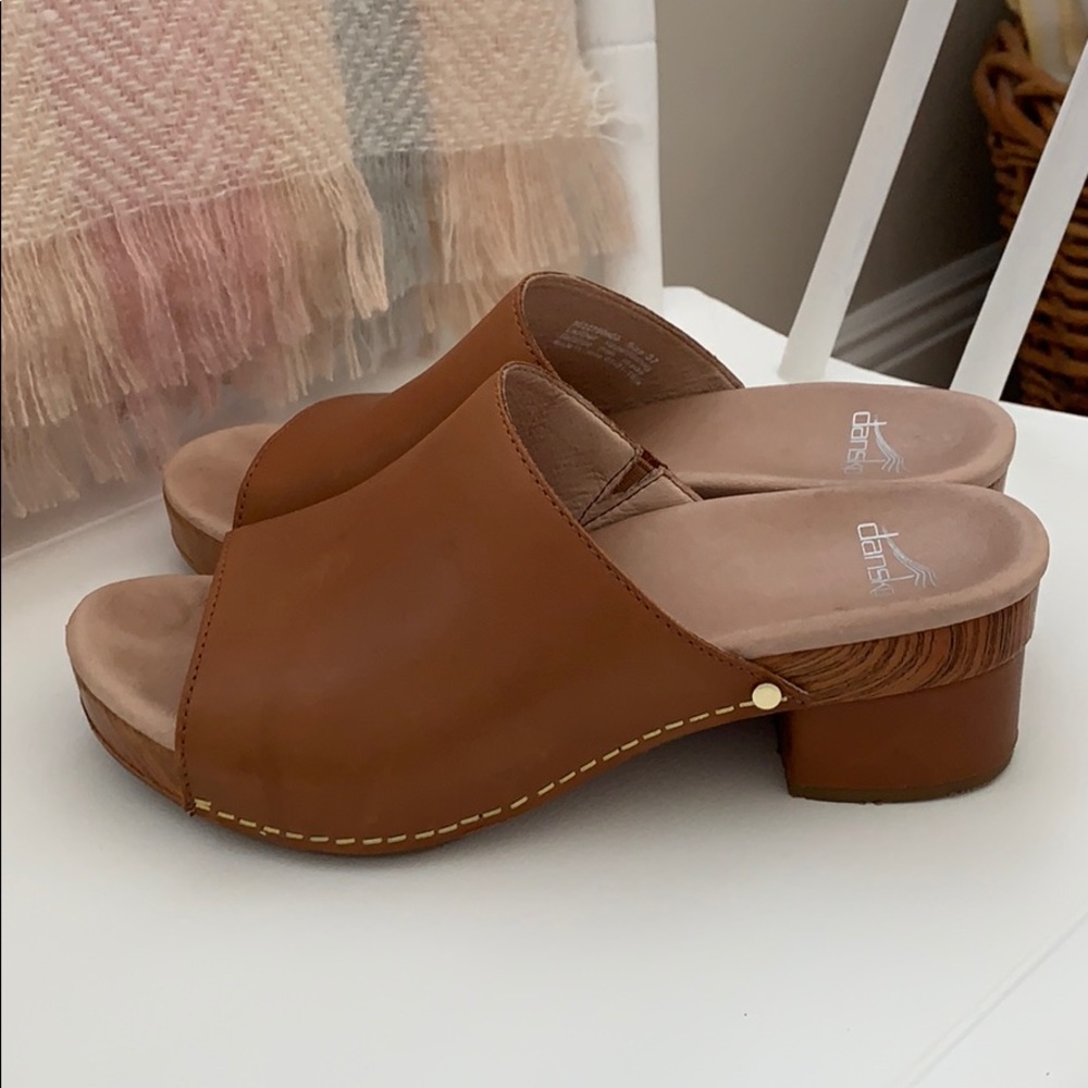 Dansko Maci Clogs